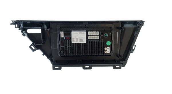 Штатний головний пристрій Soundbox SB-8167 2G для Toyota Camry V70